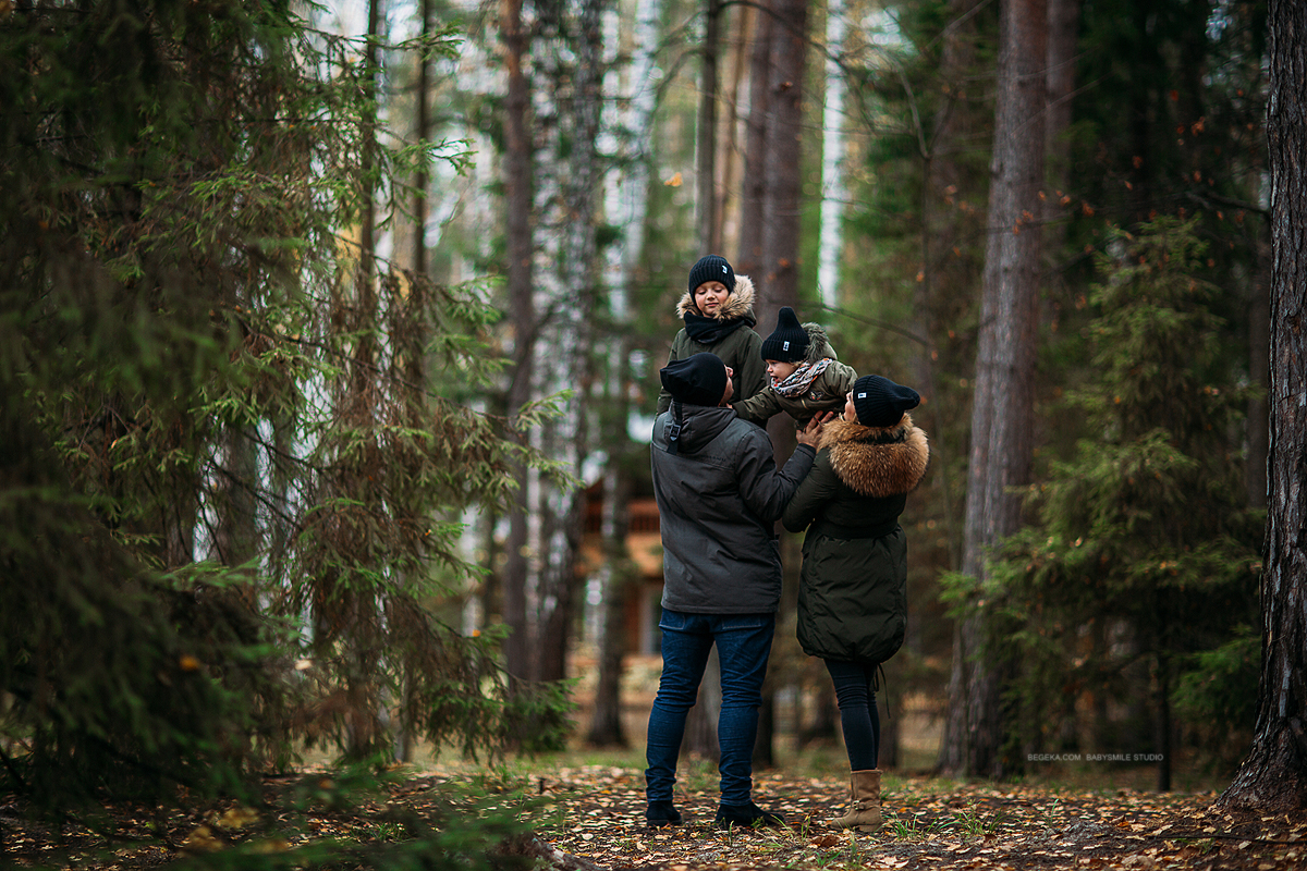 Фотосессия прогулка в лесу